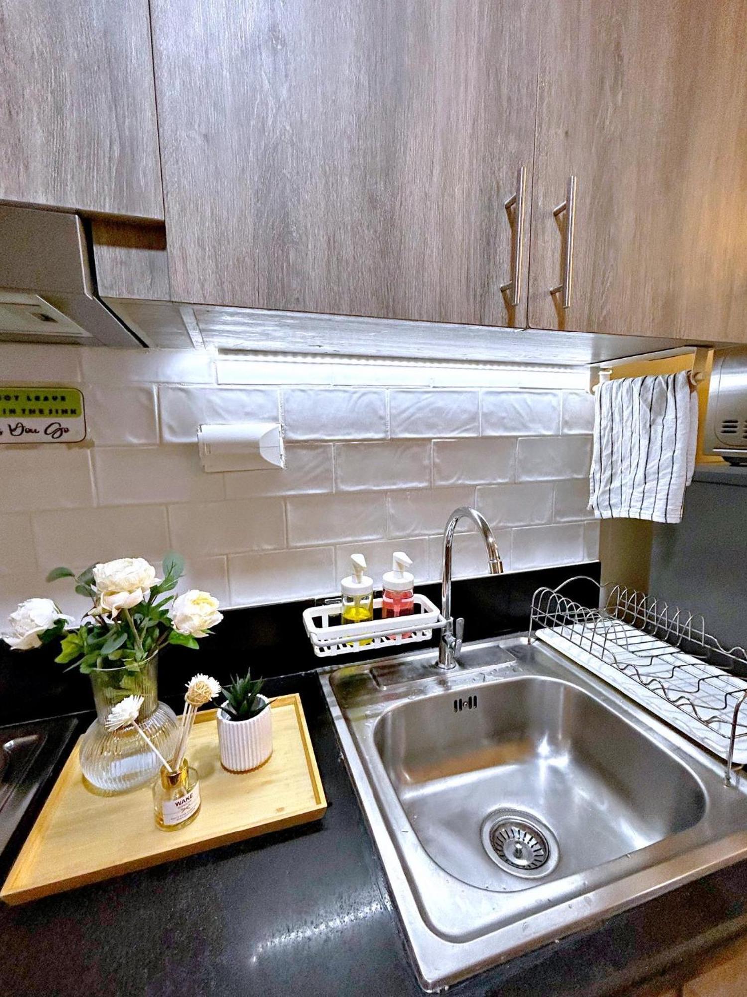 Cozypura Staycation Near Moa, Airport , With Free Fast Wifi, Netflix And Pay Parking Pasay Exteriör bild